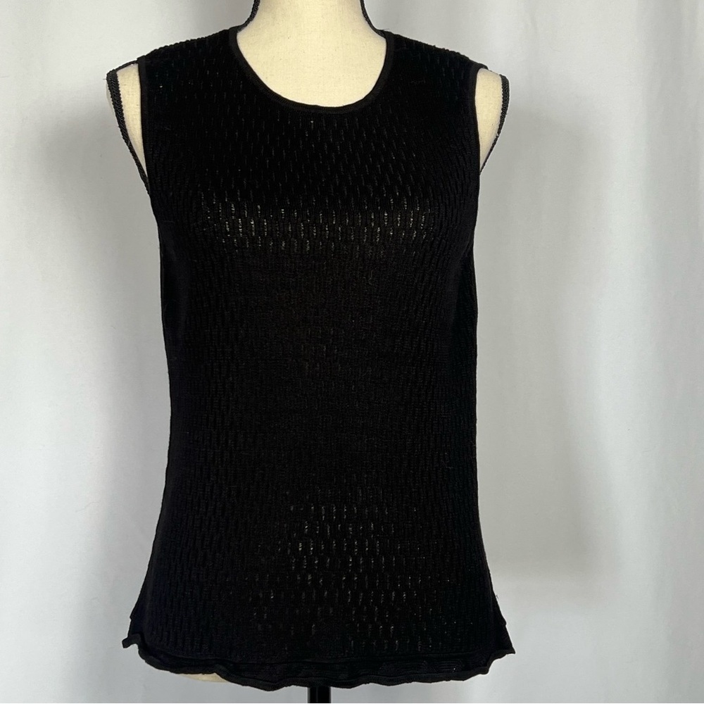 Elegant Black Silk Linen blend Knit Tank Top with Scalloped Hem Due pet Due